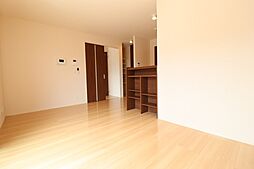 レガート知手　C 102 1階1LDKのリビング/ダイニング