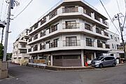 最上階、角部屋につき陽当り・通風・眺望良好です♪