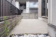 外構　物置スペース有
