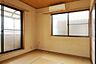 和室：2階和室6帖