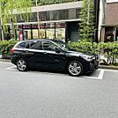 前面に白枠駐車場
