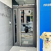 オフィスビル出入口