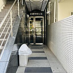 8 / 12