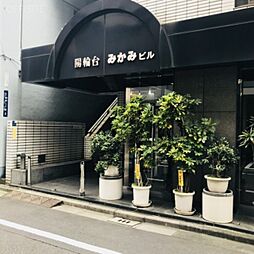 9 / 22