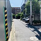 ビル前面道路