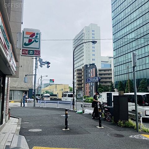 周辺
