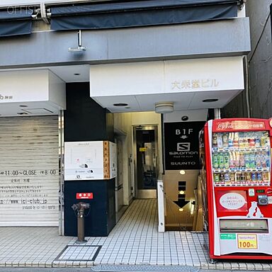 エントランス