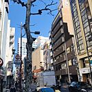 ビル前面道路