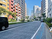 前面に明治通り
