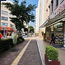 ビル前面道路