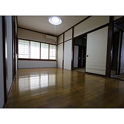 居間