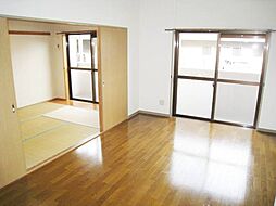 居間