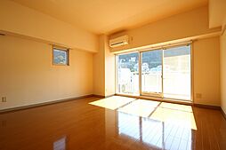 ＥａｓｔＷｏｏｄ牛田 204 2階1Kのリビング/ダイニング