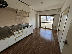 ツインズ大町II 302 2階3DKのリビング/ダイニング