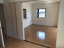 East　Court　Village 301 3階2LDKのリビング/ダイニング