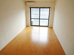 Well-Be　IV 105 1階1Kのリビング/ダイニング