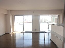 スカイヒルズ出汐 601 6階1LDKのリビング/ダイニング