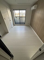 エフコートI 103 1階1LDKのリビング/ダイニング