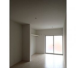 セントラーレ 101 1階ワンルームのリビング/ダイニング