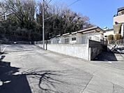 コンビニ・小学校まで徒歩５分圏内！