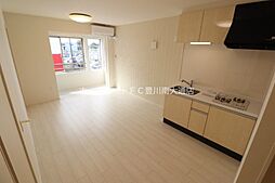 昴ノース 2階1LDKのリビング/ダイニング