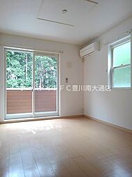 キャトルセゾンB 1階2DKのリビング/ダイニング