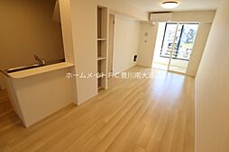 ソシア・三蔵子 1階1LDKのリビング/ダイニング