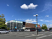 マチニワ豊川店 446m