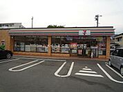 セブンイレブン豊川一宮旭店 130m