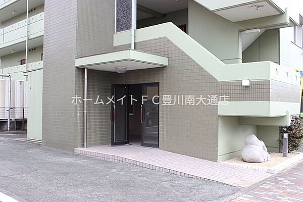 建物エントランス