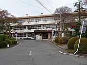 真岡市立真岡中学校(中学校)まで1642m