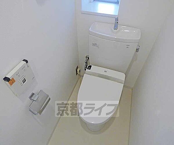 画像8:水洗式トイレです。