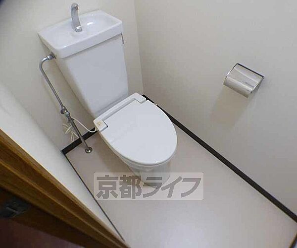 画像6:トイレが広いつくりです。