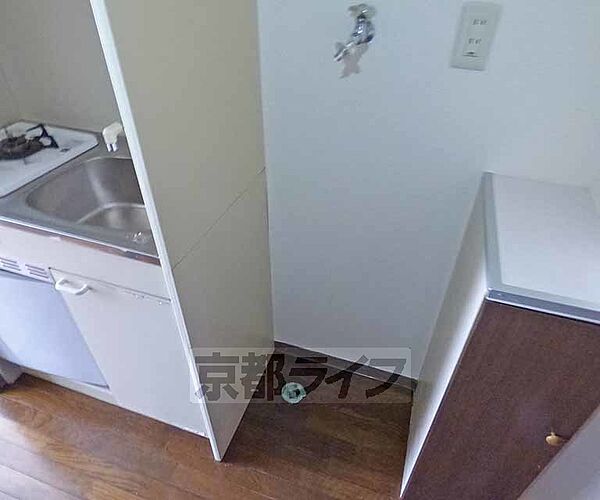 画像13:洗濯機置き場は室内にあります。