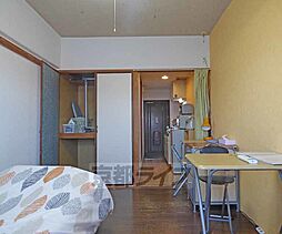 居間