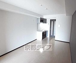 京都市営烏丸線 国際会館駅 徒歩12分の賃貸マンション 1階1LDKのリビング/ダイニング