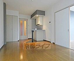 グランドールワタナベ 301 3階1LDKのリビング/ダイニング