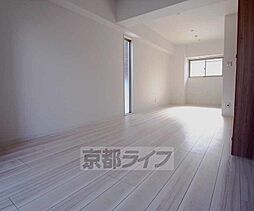 京阪本線 神宮丸太町駅 徒歩13分の賃貸マンション 2階1LDKのリビング/ダイニング