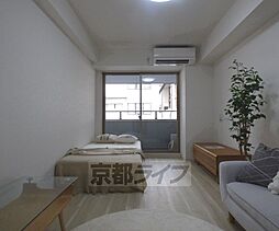 居間
