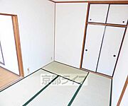 落ち着く和室のお部屋です