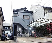 2階建てのハイツです。