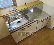 とっても広いキッチンです。