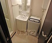 使いやすい独立洗面台です