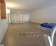 ロフトつきでお部屋を広く使えます