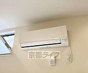 嬉しいエアコン付き・