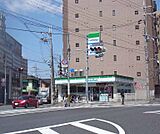 ファミリーマート　山科区役所前店まで83m