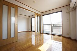 居間