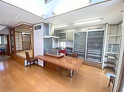 居間