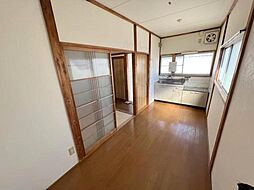 居間