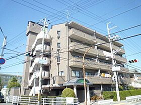 センチュリーコート宝塚 202 ｜ 兵庫県宝塚市山本南２丁目（賃貸マンション3LDK・1階・70.08㎡） その1